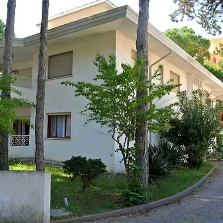 Modern Flat In A Quiet Area Near The Otel