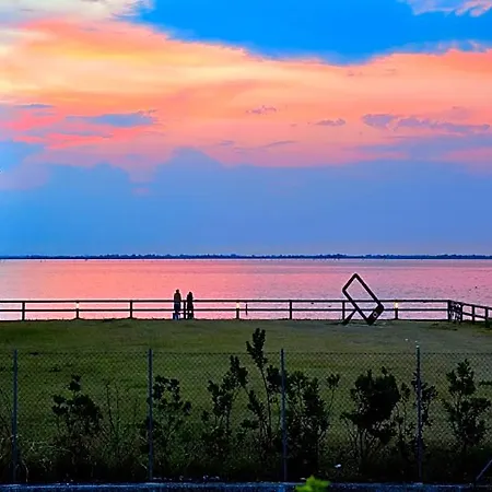 Otel Modern Flat In A Quiet Area Near The Lignano Sabbiadoro